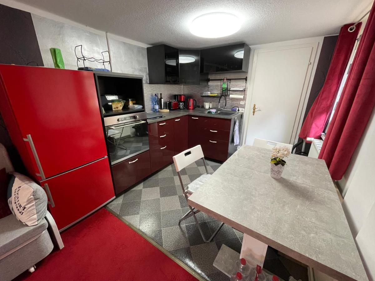 Apartamento Tiny House Burig Exterior foto